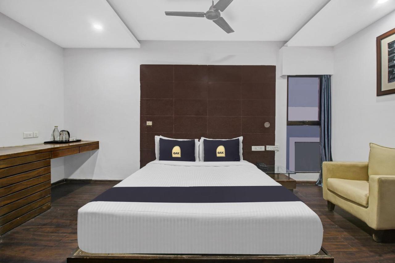 Townhouse Oak The Margi Hotel Near Yosufguda Metro Station Hyderabad Bagian luar foto