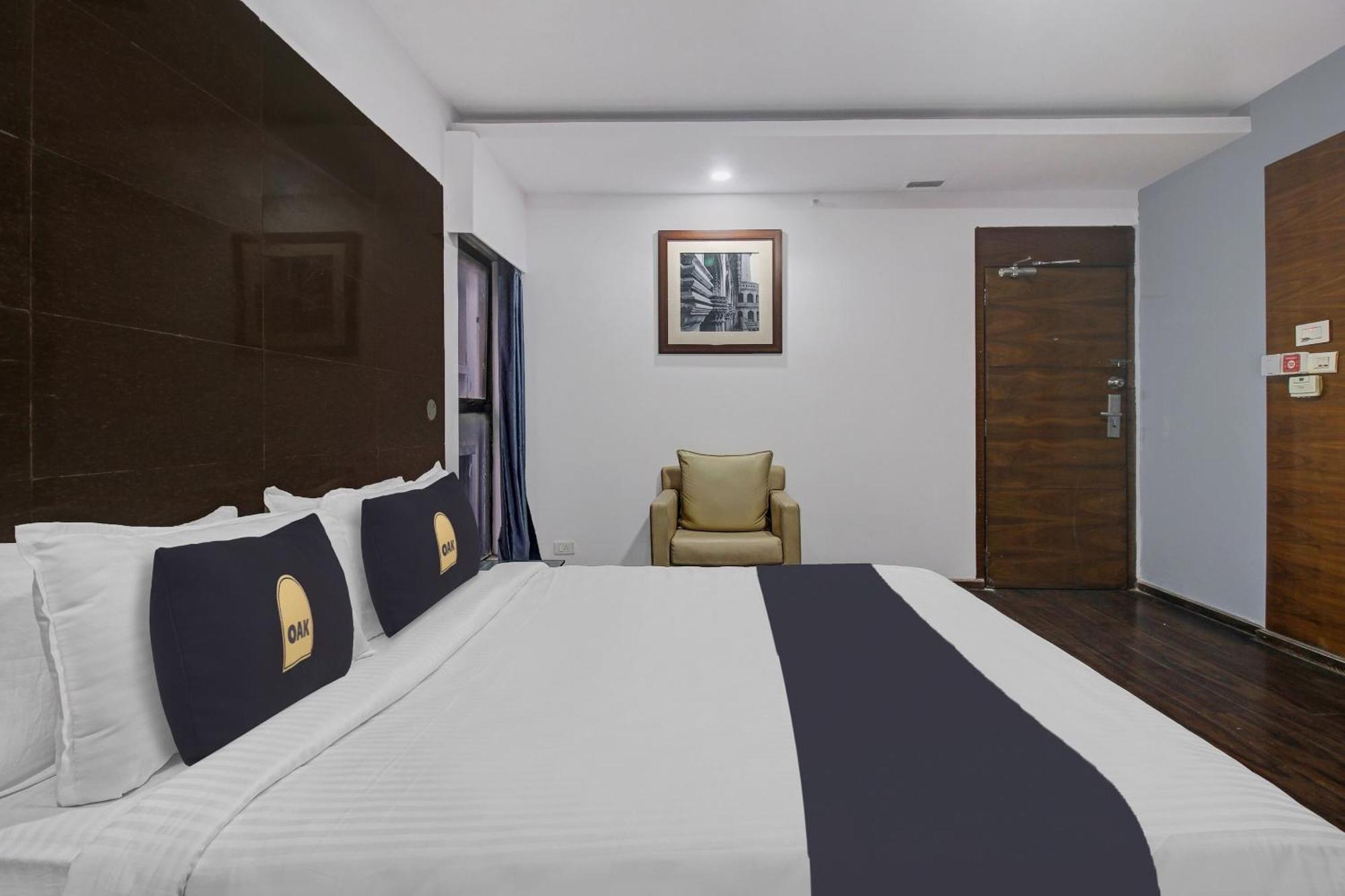 Townhouse Oak The Margi Hotel Near Yosufguda Metro Station Hyderabad Bagian luar foto