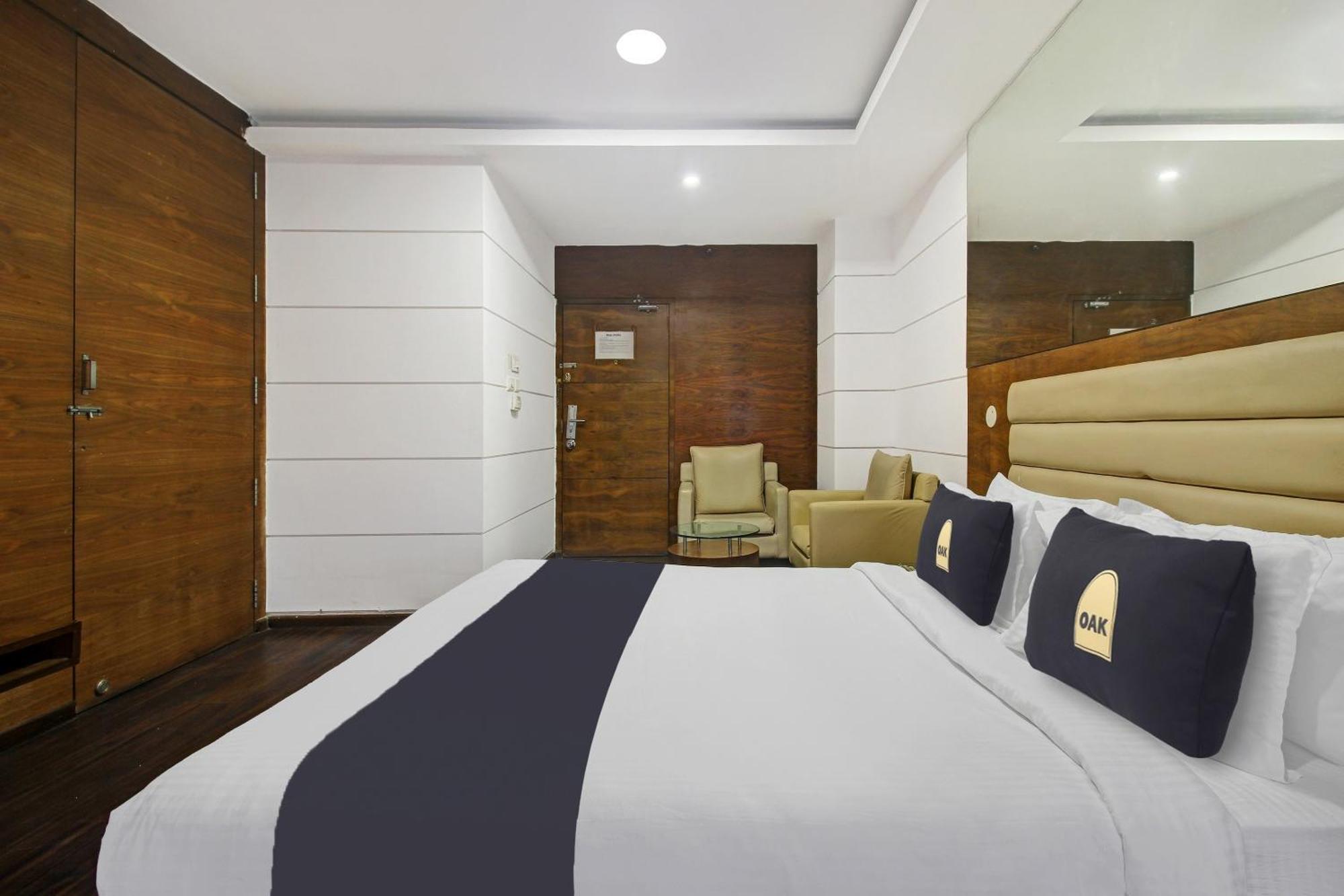 Townhouse Oak The Margi Hotel Near Yosufguda Metro Station Hyderabad Bagian luar foto