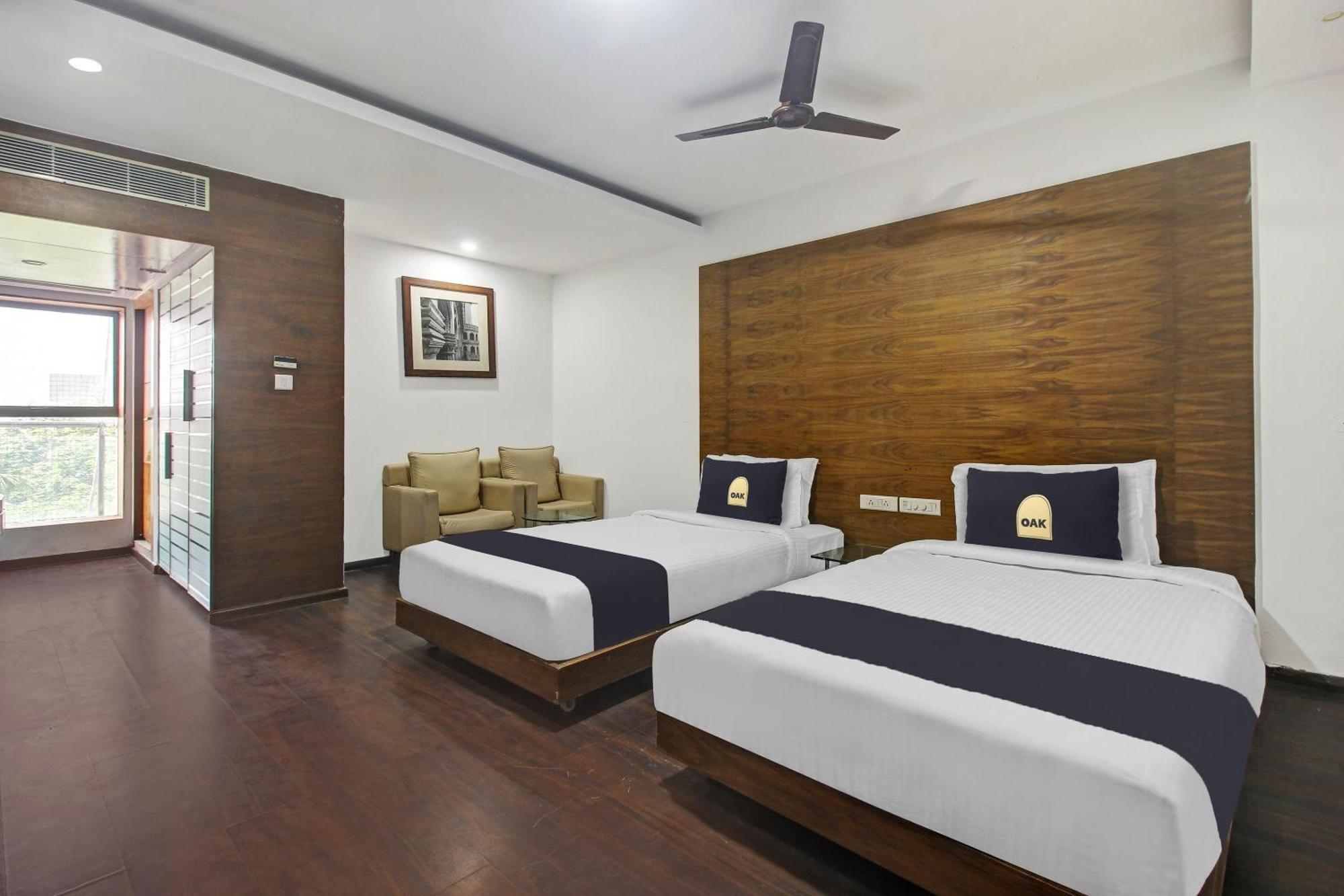 Townhouse Oak The Margi Hotel Near Yosufguda Metro Station Hyderabad Bagian luar foto