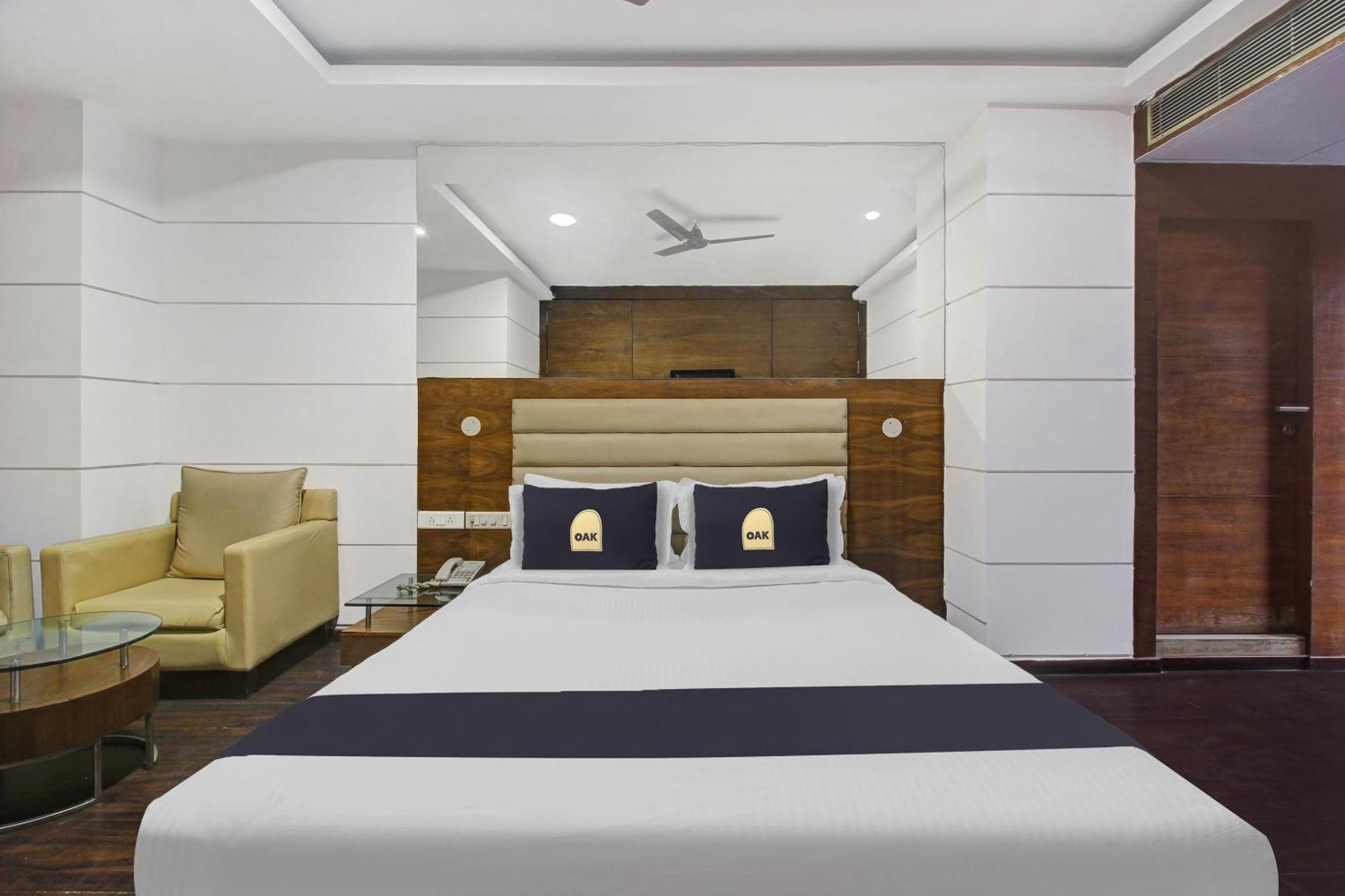 Townhouse Oak The Margi Hotel Near Yosufguda Metro Station Hyderabad Bagian luar foto